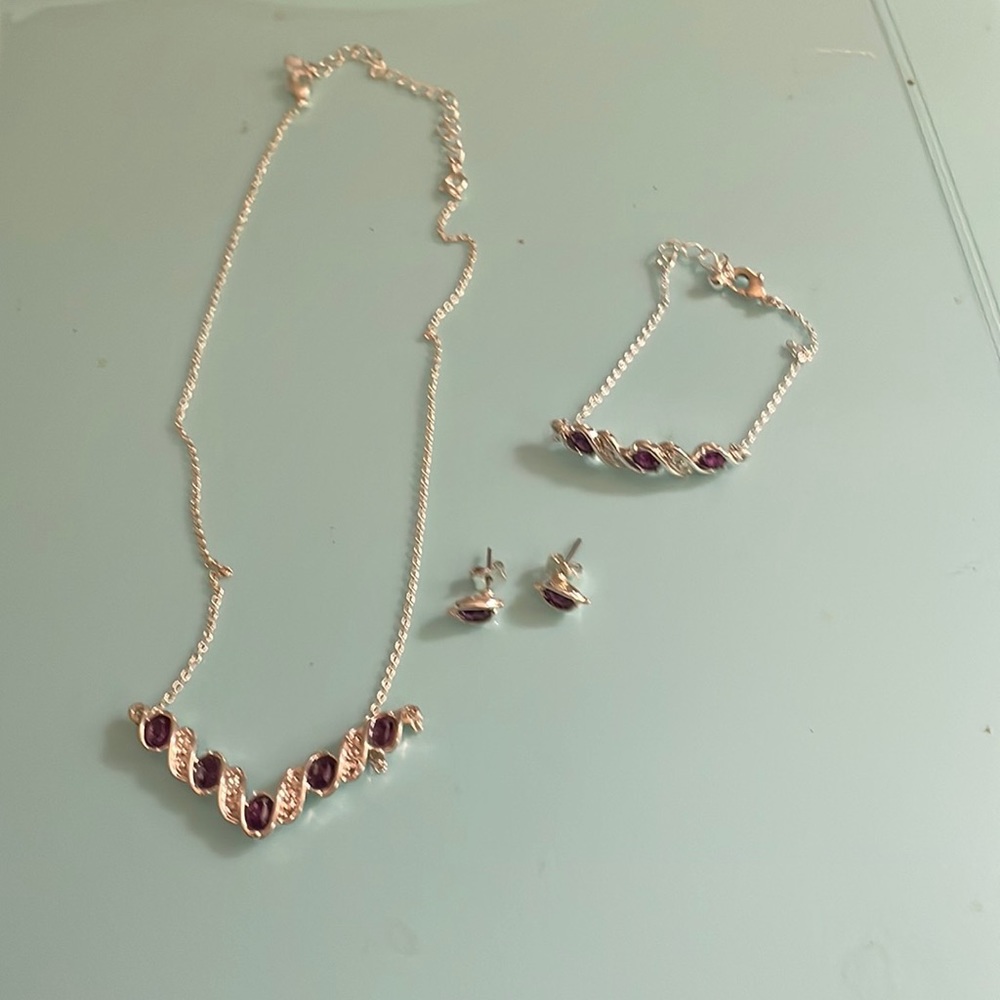 Custom jewelry set